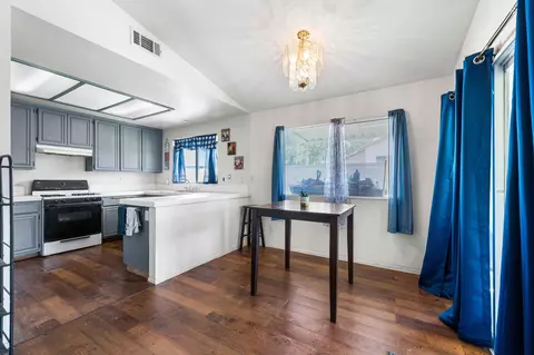 1664 Avenue J4 E, Lancaster, CA 93535 photo 6