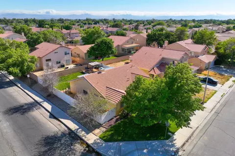 1664 Avenue J4 E, Lancaster, CA 93535 photo 33