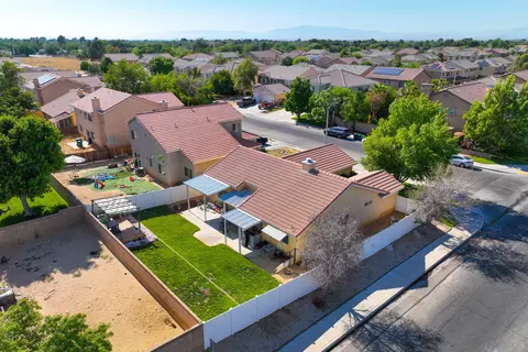 1664 Avenue J4 E, Lancaster, CA 93535 photo 34
