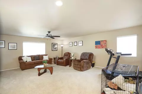 6356 Scalea Ct, Palmdale, CA 93552 photo 22