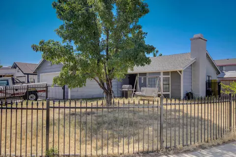 3108 Heather Ave, Palmdale, CA 93550