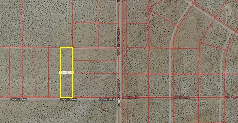 La Vista Avenue, California City, CA 93505