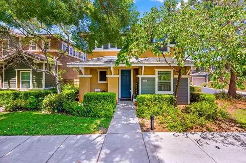 2562 Kenwood, Palmdale, CA 93550