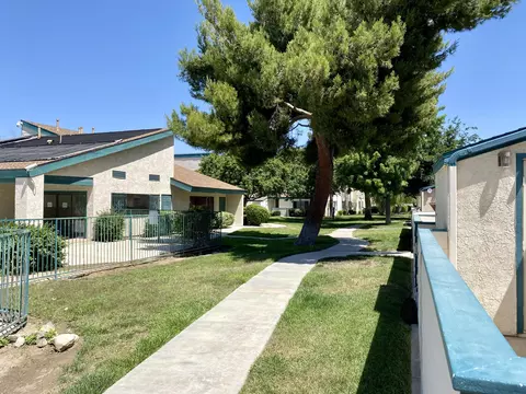44460 15th Street East Unit #5, Lancaster, CA 93535 photo 3