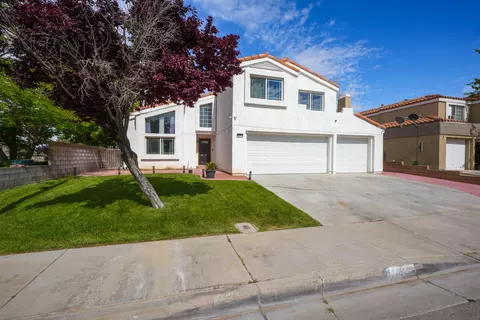43970 Blue Sky Ct, Lancaster, CA 93536