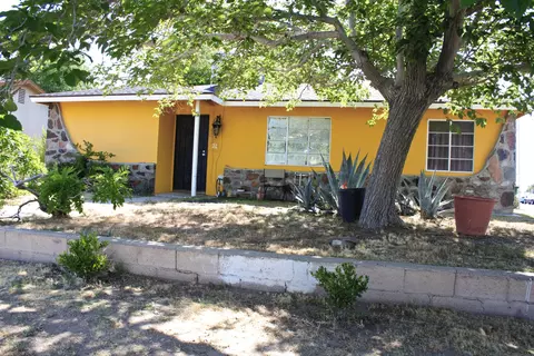 38438 31st St E, Palmdale, CA 93550
