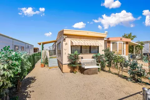 5335 Rosamond Blvd W #10, Rosamond, CA 93560