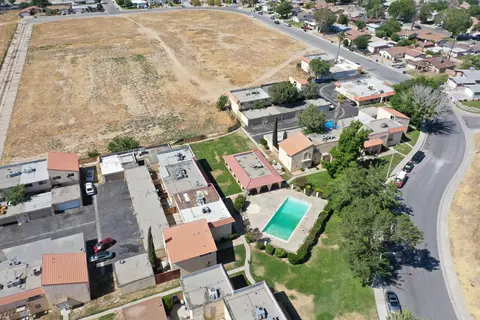215 Ave K E, Lancaster, CA 93535 photo 22