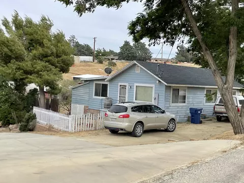 39670 87th St W, Palmdale, CA 93551