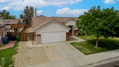 3025 Hildreth Ct, Lancaster, CA 93535 photo 4