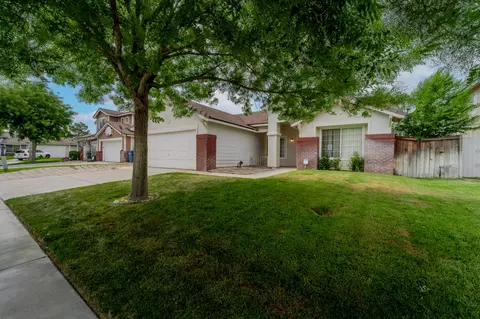 3025 Hildreth Ct, Lancaster, CA 93535 photo 2