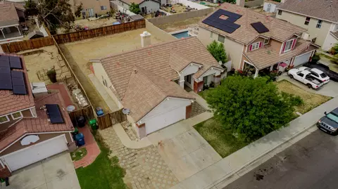 3025 Hildreth Ct, Lancaster, CA 93535 photo 5