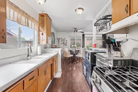 45542 5th E, Lancaster, CA 93535 photo 8