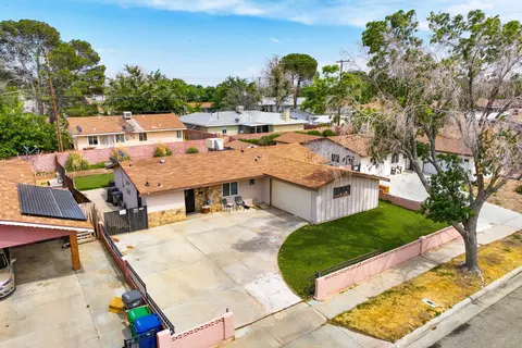 45542 5th E, Lancaster, CA 93535 photo 28