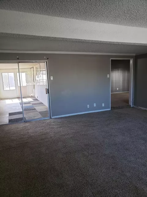 44238 Carolside Ave, Lancaster, CA 93535 photo 5