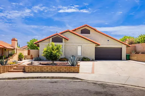 37068 Keith Ct, Palmdale, CA 93550