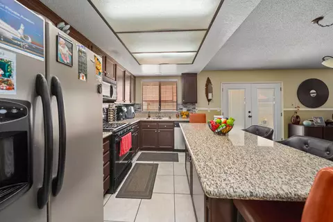 37068 Keith Ct, Palmdale, CA 93550 photo 8