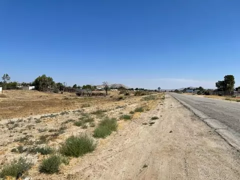 165 Th St E And Ave O, Lancaster, CA 93535 photo 18