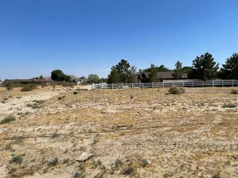 165 Th St E And Ave O, Lancaster, CA 93535 photo 13