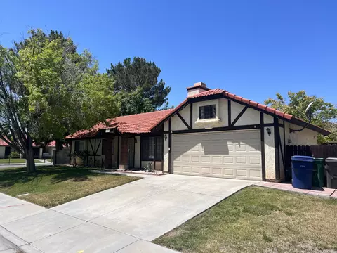 43303 27th St W, Lancaster, CA 93536 photo 2