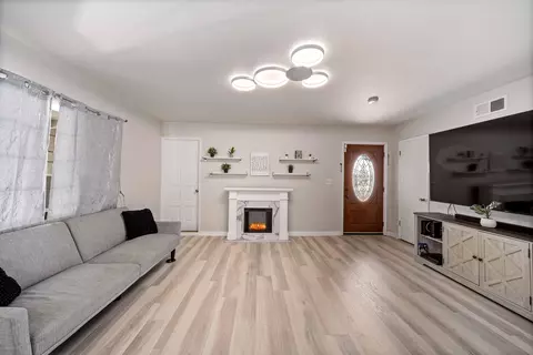 3302 Avenue Q E, Palmdale, CA 93550 photo 5