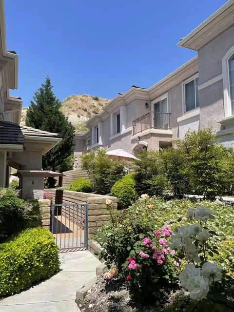 28971 Oak Spring Canyon Rd UNIT 11, Canyon Country, CA 91387
