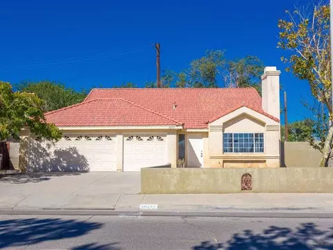 38755 Desert Flower Dr, Palmdale, CA 93551