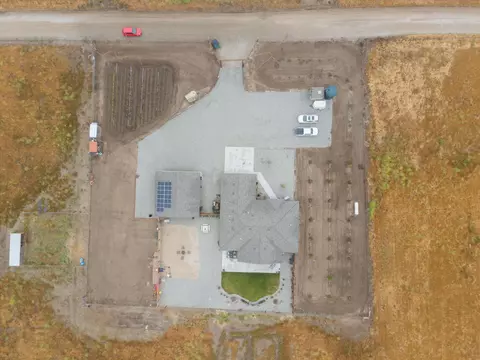18702 Pellisier Rd, Tehachapi, CA 93561 photo 13