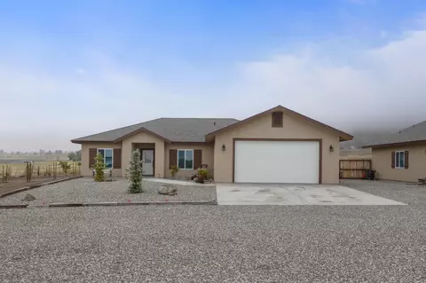 18702 Pellisier Rd, Tehachapi, CA 93561 photo 2
