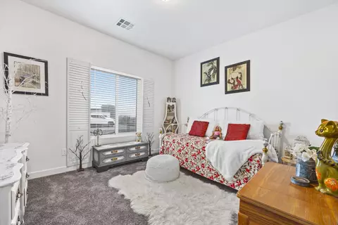 18702 Pellisier Rd, Tehachapi, CA 93561 photo 9
