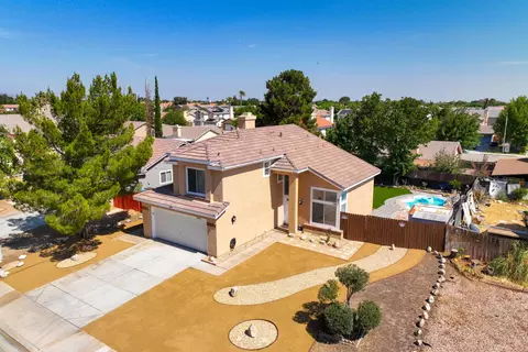 3311 E Ave R 4, Palmdale, CA 93550 photo 2