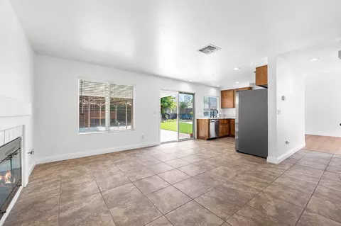 3311 E Ave R 4, Palmdale, CA 93550 photo 12
