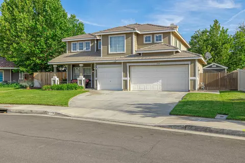 3220 Kaylyn St, Lancaster, CA 93535