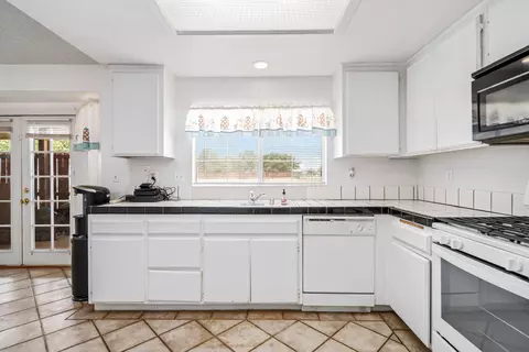 40904 178th St E, Lancaster, CA 93535 photo 11