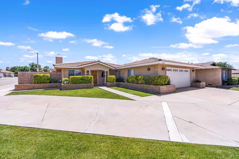 2202 Avenue K12 W, Lancaster, CA 93536