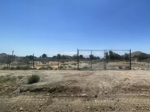 16617 Coolwater Ave, Palmdale, CA 93591 photo 4