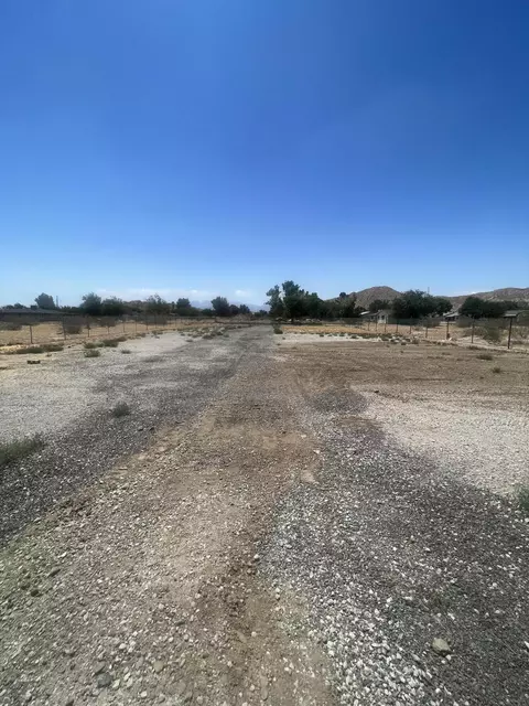 16617 Coolwater Ave, Palmdale, CA 93591 photo 6
