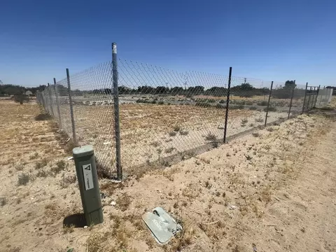 16617 Coolwater Ave, Palmdale, CA 93591 photo 2