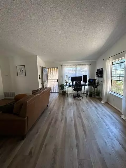 43728 Mona St, Lancaster, CA 93535 photo 6