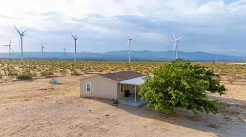 13209 Holt St, Mojave, CA 93501
