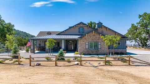 23909 Woodbine Ct, Tehachapi, CA 93561