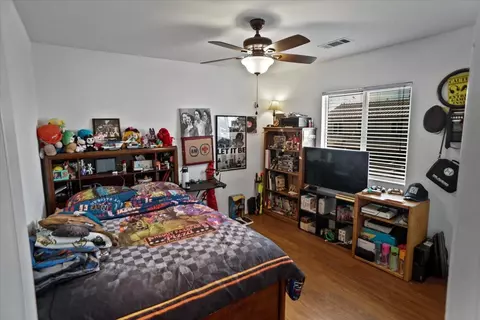 1805 Kettering St E, Lancaster, CA 93535 photo 10
