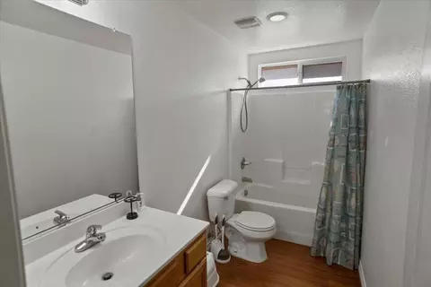 1805 Kettering St E, Lancaster, CA 93535 photo 12