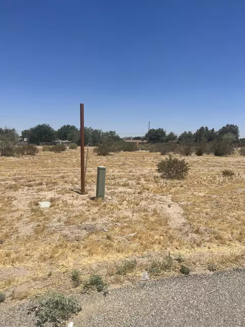 16733 Coolwater Ave, Palmdale, CA 93591 photo 2