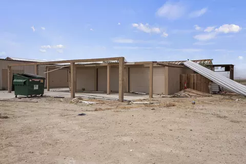 5041 Avenue E-12 W, Lancaster, CA 93536 photo 18