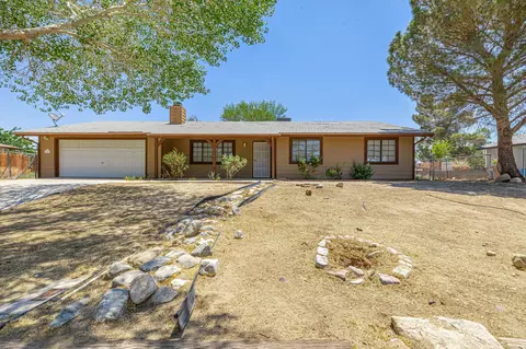 41048 173rd St E, Lancaster, CA 93535 photo 1