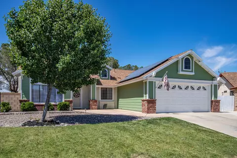 2117 Limewood Ln, Lancaster, CA 93536
