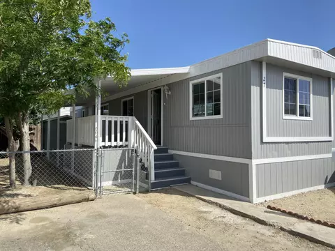 3753 I Ave E #27, Lancaster, CA 93535