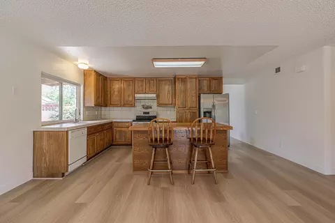 44940 Denmore Ave, Lancaster, CA 93535 photo 6