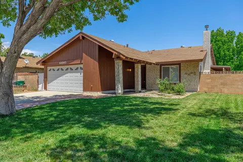 44940 Denmore Ave, Lancaster, CA 93535 photo 2